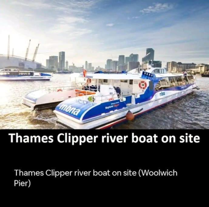 Snuggle Inn - Riverside Apartments - Views Over Looking London River Thames, Close To O2 Arena, London Excel, London City Airport, Thames Clipper- River Boat Service, Woolwich Ferry, Onsite Parking, Twin Room Option Available Exterior photo